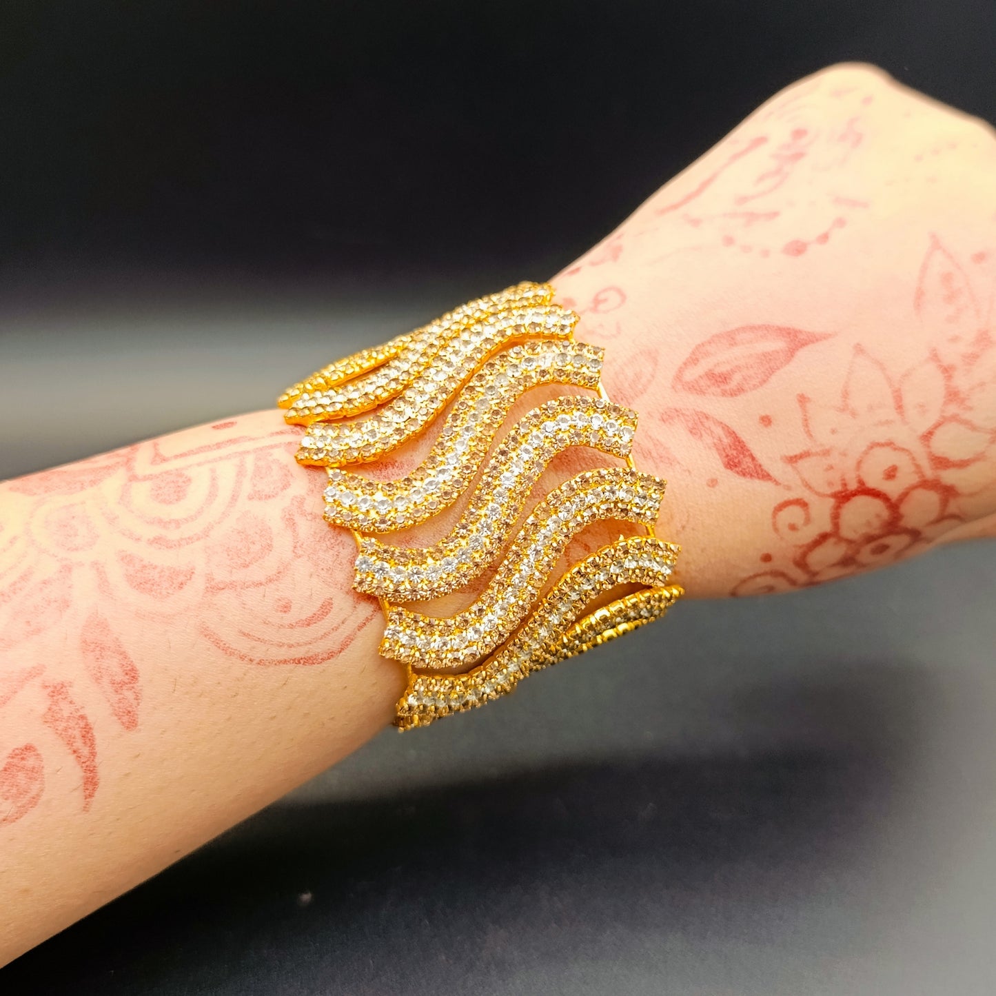 Adjustable Rajvari Kara