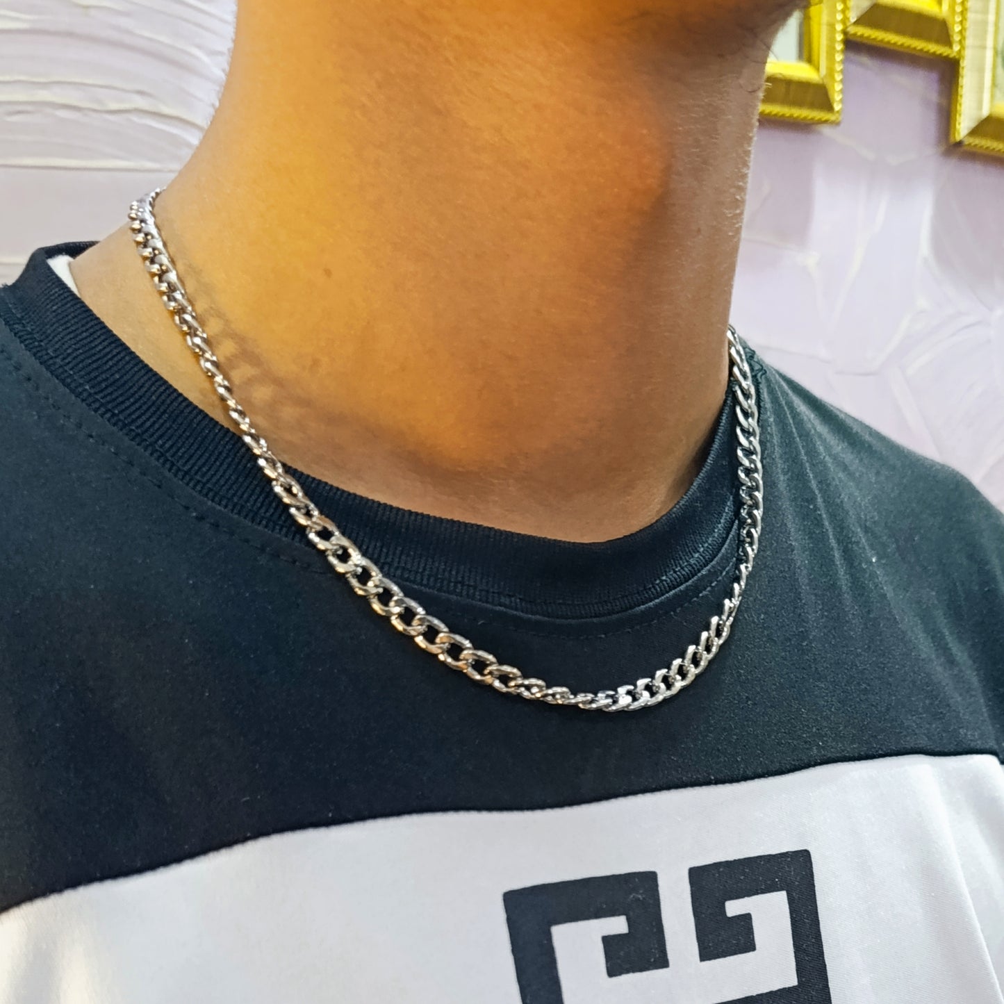 Small Figaro Chain Silver