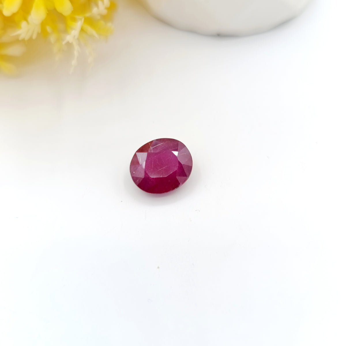 Ruby (Yaqoot) - Thailand Oval Shape - 5 Carats