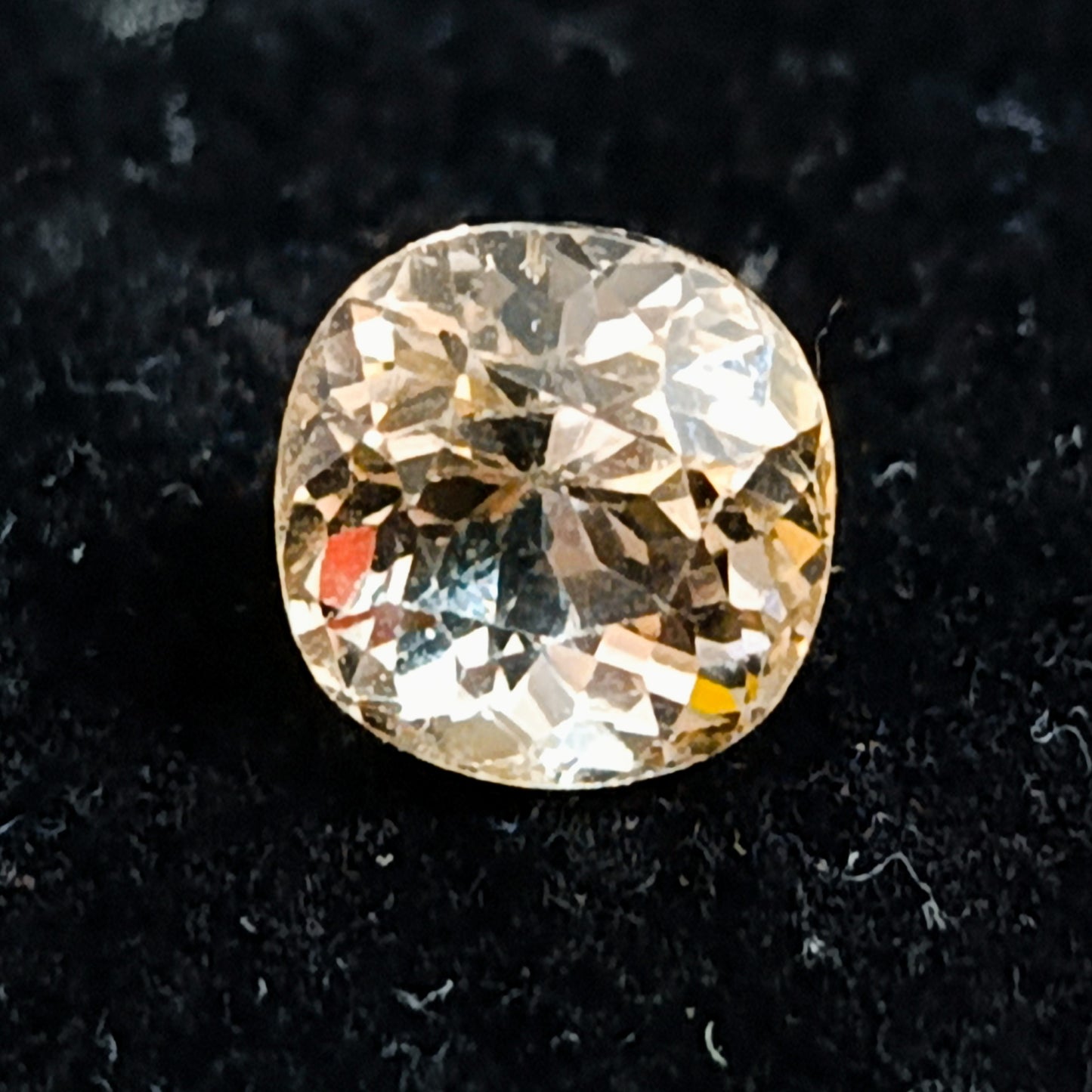 Sakardu Golden Topaz (Golden Pukhraj)