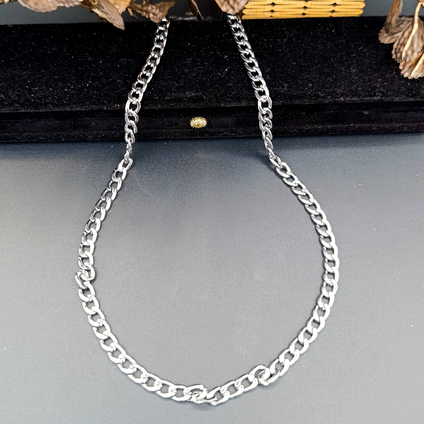 Small Figaro Chain Silver