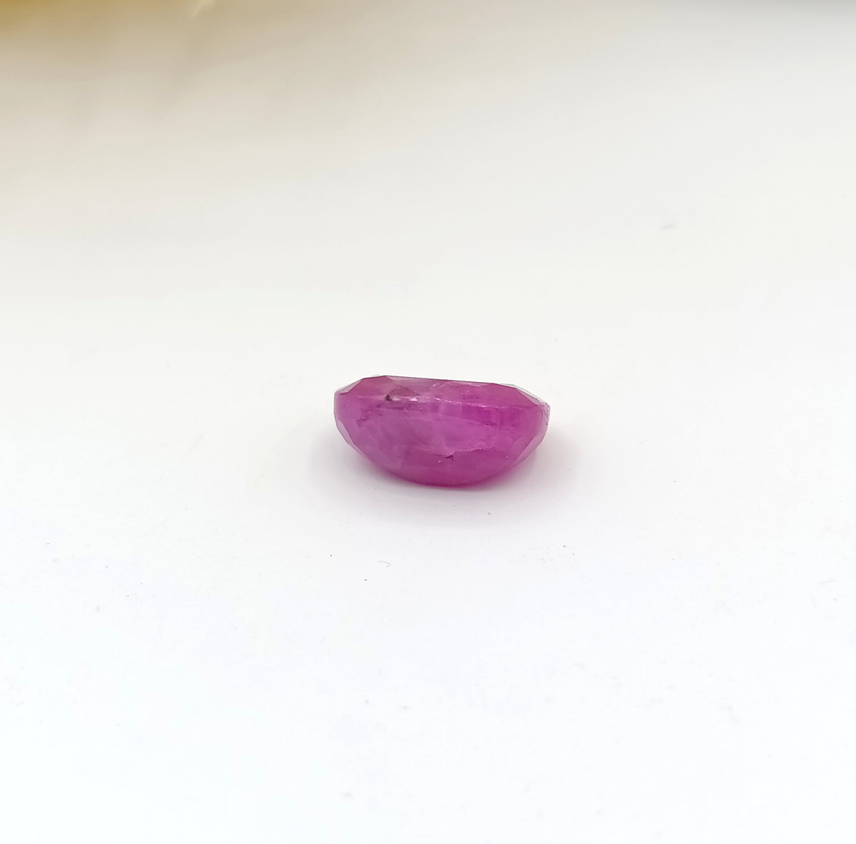 Ruby (Yaqoot) - Afghanistan Oval Shape - 4.95 Carats