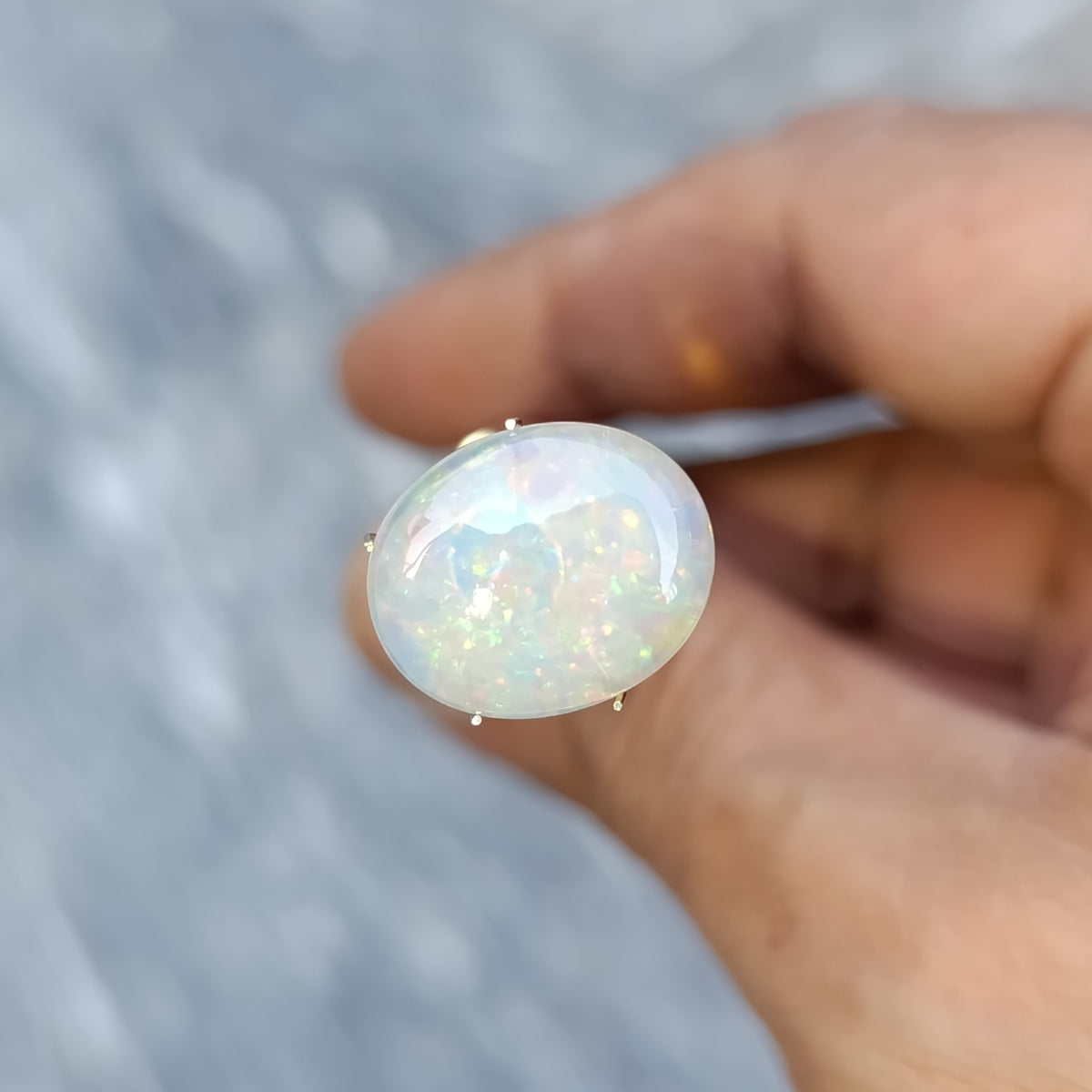 Ethiopian opal - 7.65 Carats