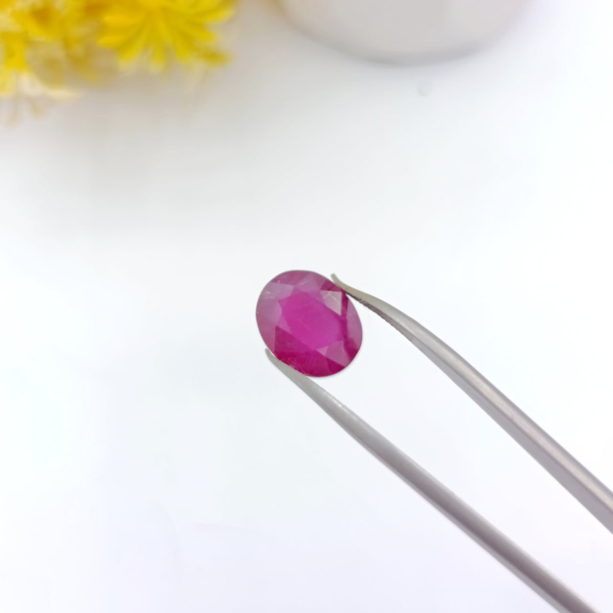 Ruby (Yaqoot) - Thailand Oval Shape - 5 Carats