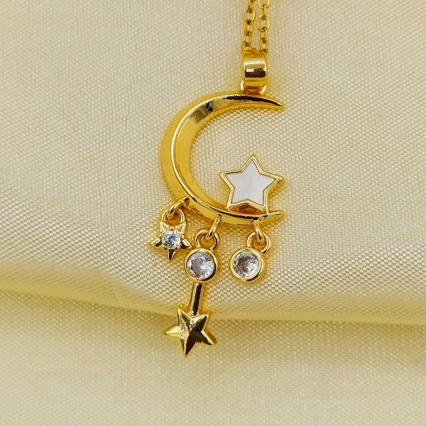 2k Moon & Star Zircon Locket with Chain