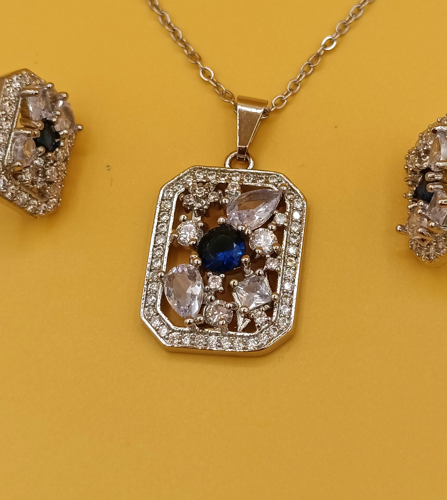 Blue Square Silver Set