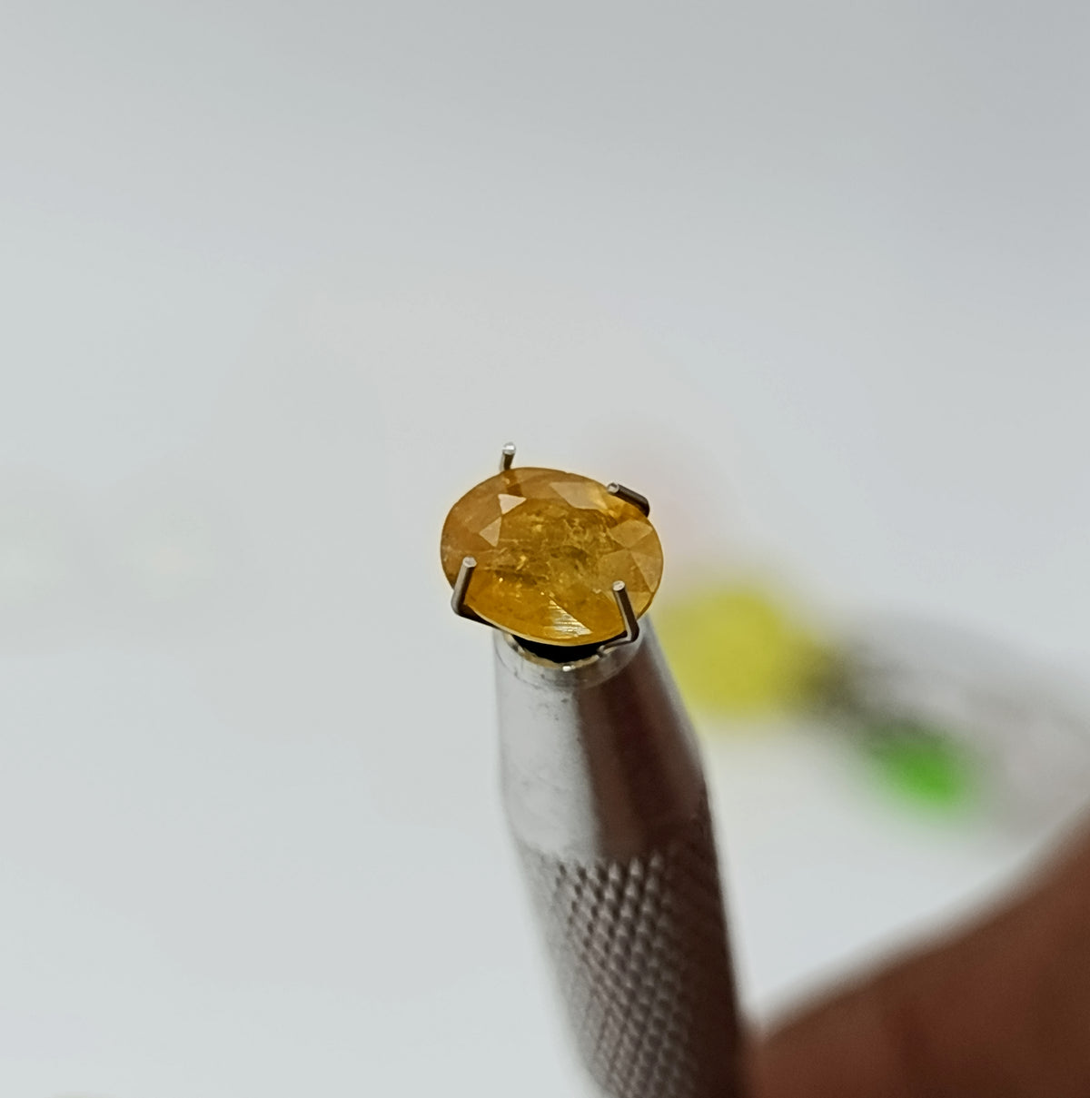 Yellow Sapphire - 2.65 Carats