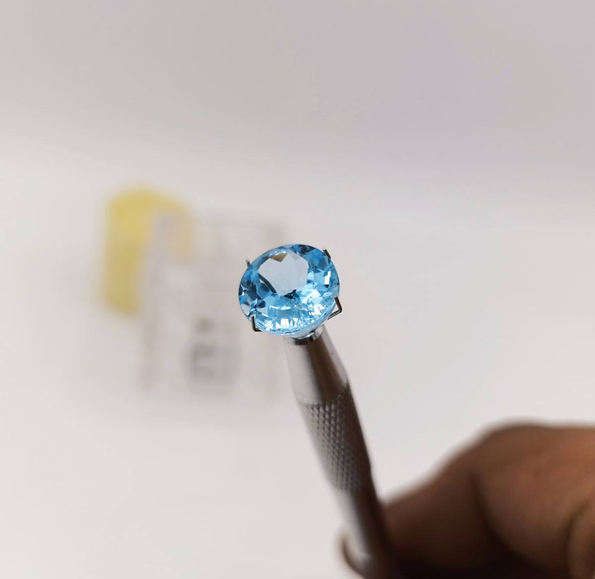 Swiss Topaz - 10.65 Carats