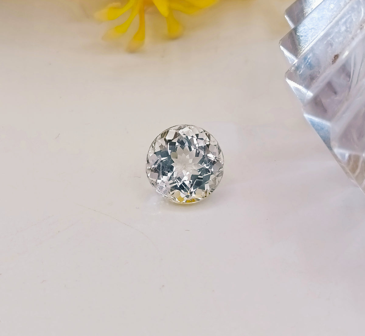 White Topaz - 6 Carats